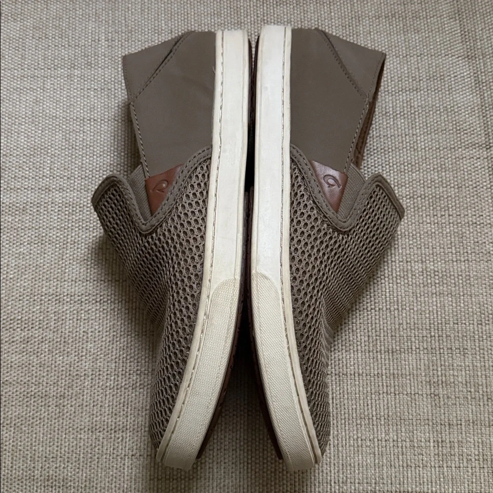 OluKai® Pehuea casual shoes Anatomical Contoured Footbed Drop In Heel Khaki US 9